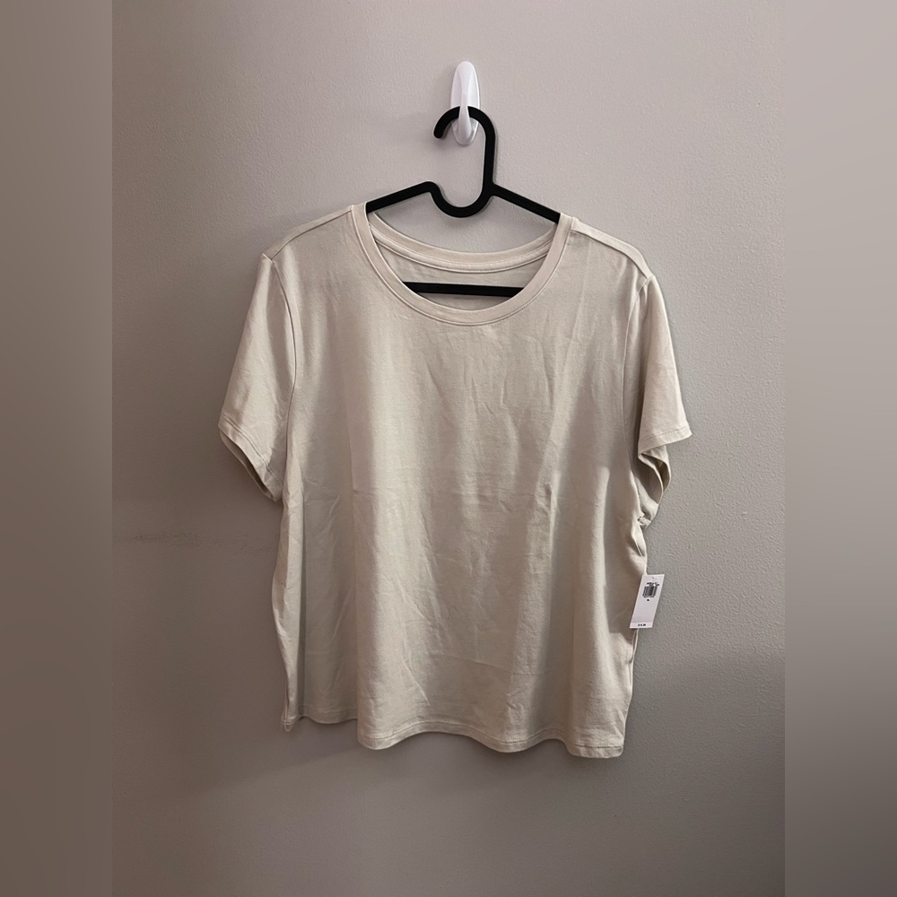 Cream Colored Short Sleeve T-Shirt